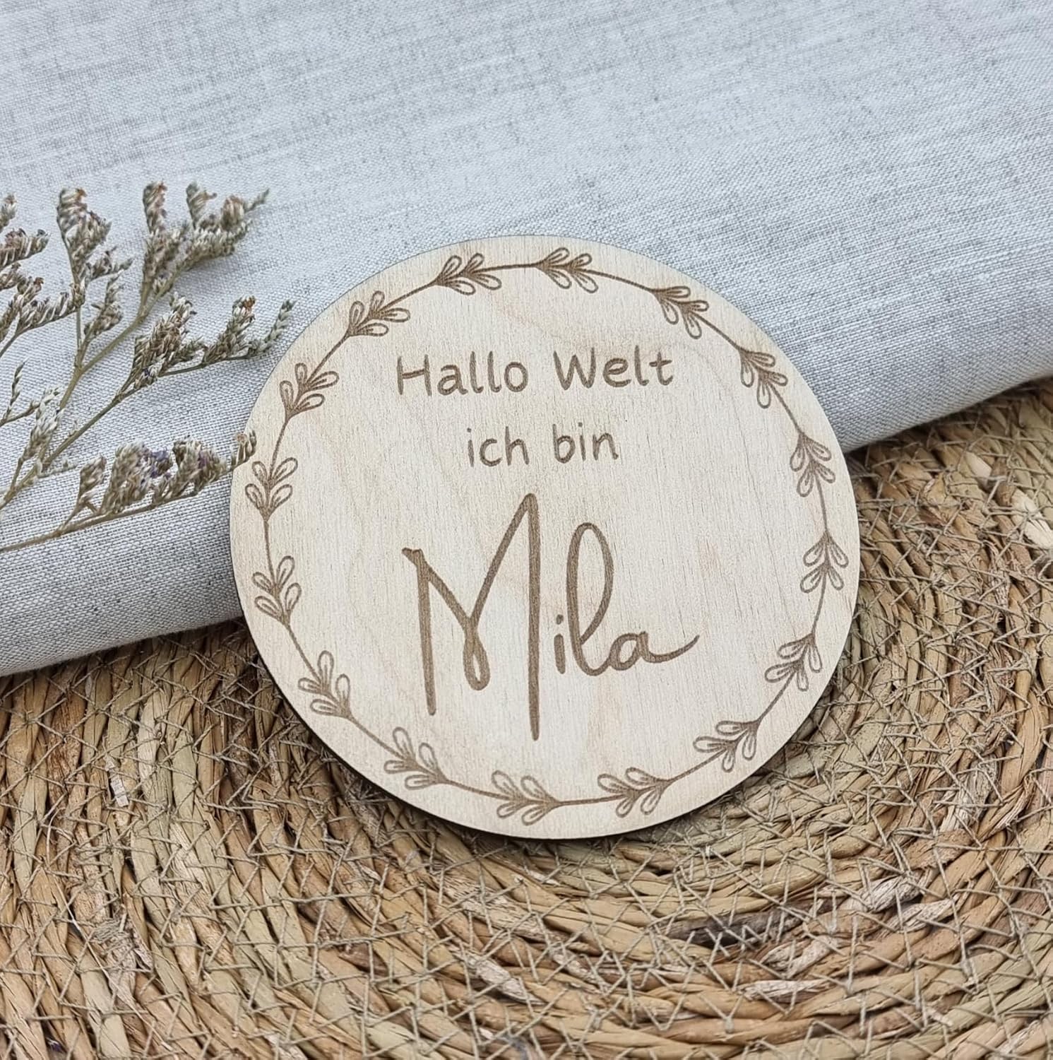 Personalised Baby Name Disc with Flower Wreath, Wooden Disc with Name, Announcement for Birth Gift, Gift Idea (15 cm) – Bild 3