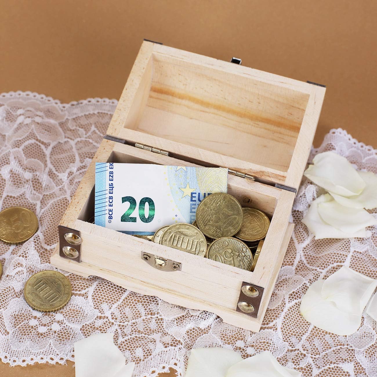 Herz & Heim® Personalised wedding gift, treasure chest with engraving in various sizes, wedding rings, approx. 15 cm x 10.5 cm x 9.5 cm (W x H x D) – Bild 2