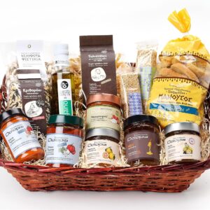 Die Scheune GmbH Gift Basket Award Winning Greek Delicatessen Olympus with Appetizer, Pasta, Olive Oil from Crete, Pistachios, Tomato Sauces, Honey,