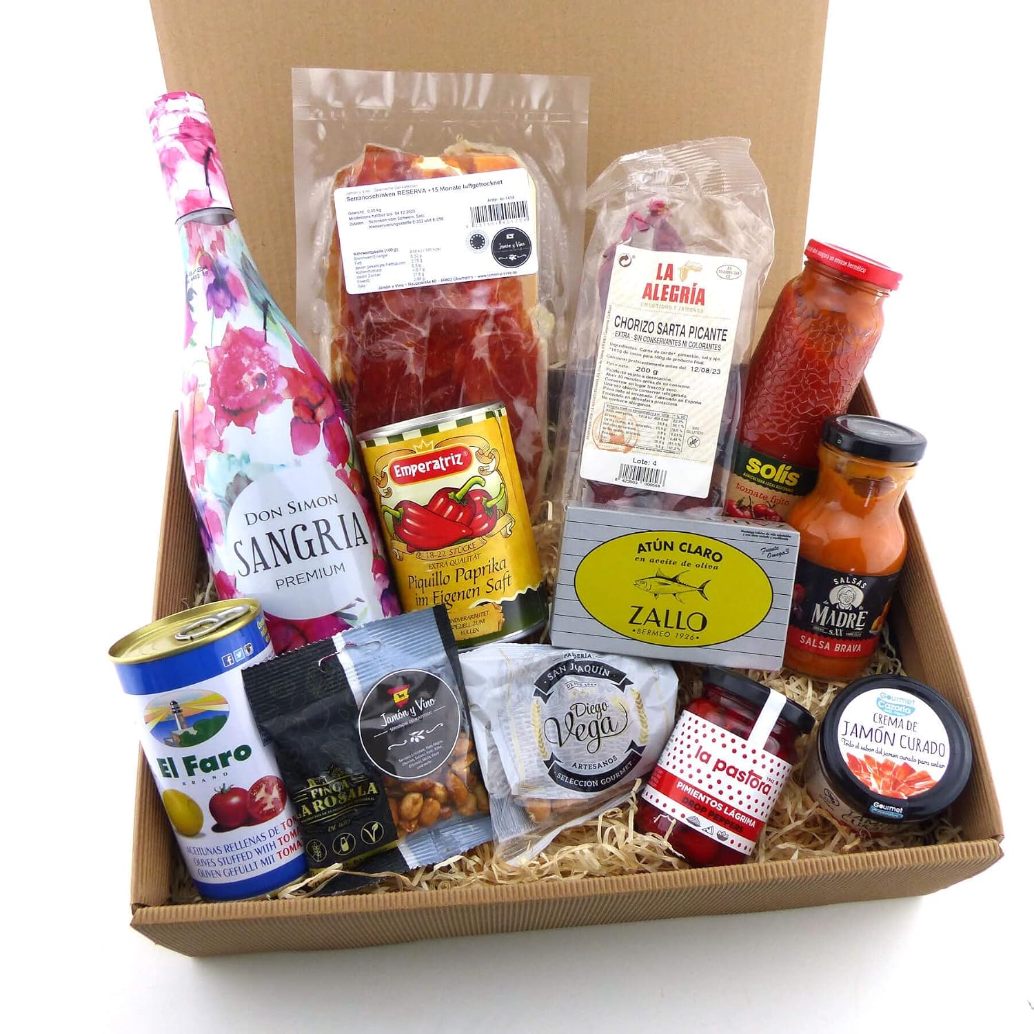 Spanish Summer Gift Box - Spanish Tapas & Specialities with Sangría, Serrano Ham, Chorizo, Olives & Dips - Mediterranean Gift Set | Gift Basket | Gift Basket