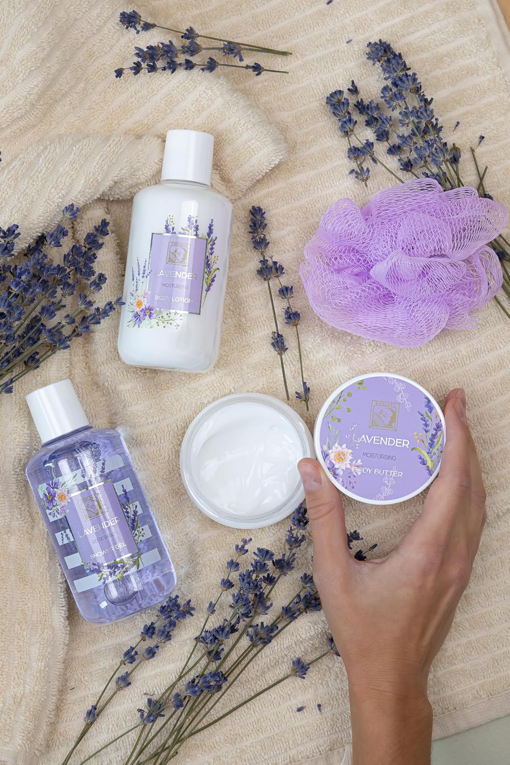 Accentra Shower Set Women Gift Set Lavender in Beautiful Gift Box - 4-Piece Care Set with Shower Gel, Body Lotion, Body Butter and Mesh Sponge - Gift Set for Valentine's Day & Mother's Day – Bild 9
