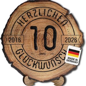 DARO Design Engraved Round Wooden Plaque, Gift for Anniversaries, Birthdays, Congratulations