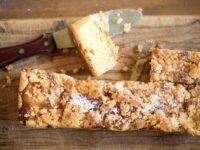 Hefekuchen mit Streuseln vom Blech