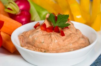 Grundrezept: Veganer Aufstrich aus Sonnenblumenkernen – lecker & einfach