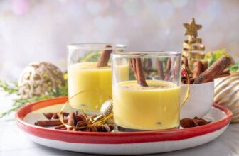 Eierlikör vegan ersetzen – Und: Warum Eierlikör eigentlich ein Ersatzprodukt ist!