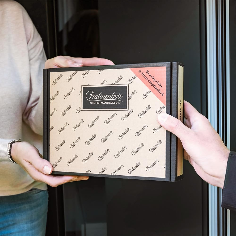 Pralinenbote Genussmanufaktur - Alcohol-free selection with 24 handmade chocolates of German chocolatiers, the exclusive chocolate gift – Bild 6