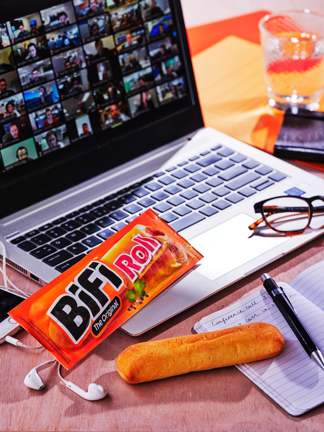 BiFi Roll Hot - Savoury Spicy Salami Meat Snack - Snack in Dough Coat - 24 Pack (24 x 50 g) – Bild 8