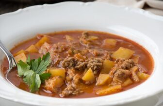 Spitzkohl-Eintopf mit Hackfleisch – Rezept