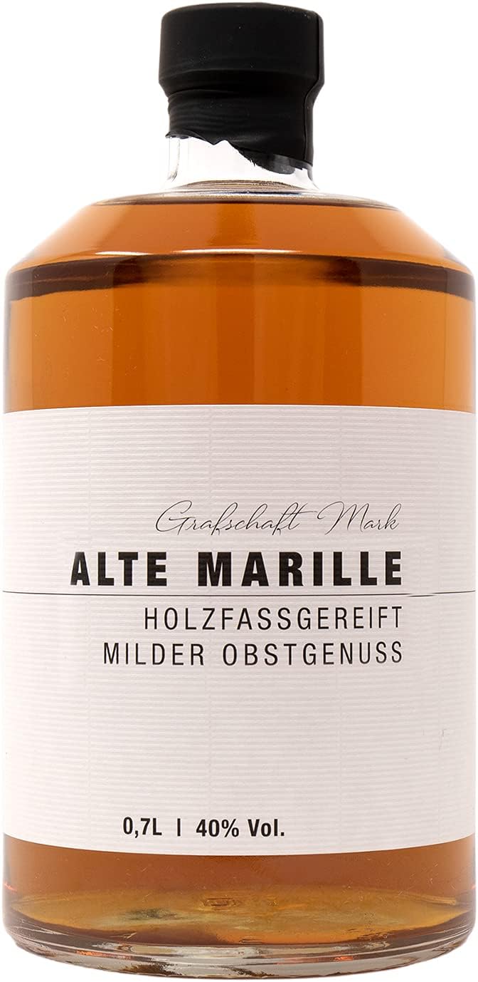 Grafschaft Mark Alte Marille Apricot Schnapps, 1 x 0.7 L, 40% Vol. Alcohol, Mild Fruit Brandy, Matured in Wooden Barrels, with Full Fruity Aroma of Apricots, High-Quality Fruit Pulp