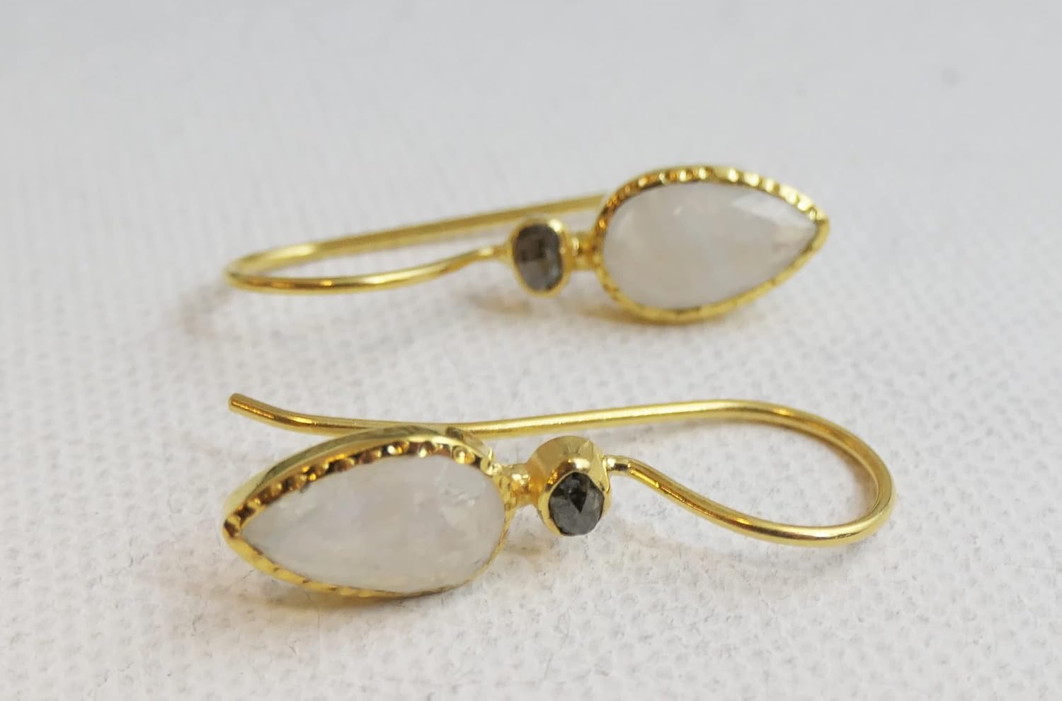 Moonstone and Diamond Gold-Plated 925 Silver Earrings – Bild 8