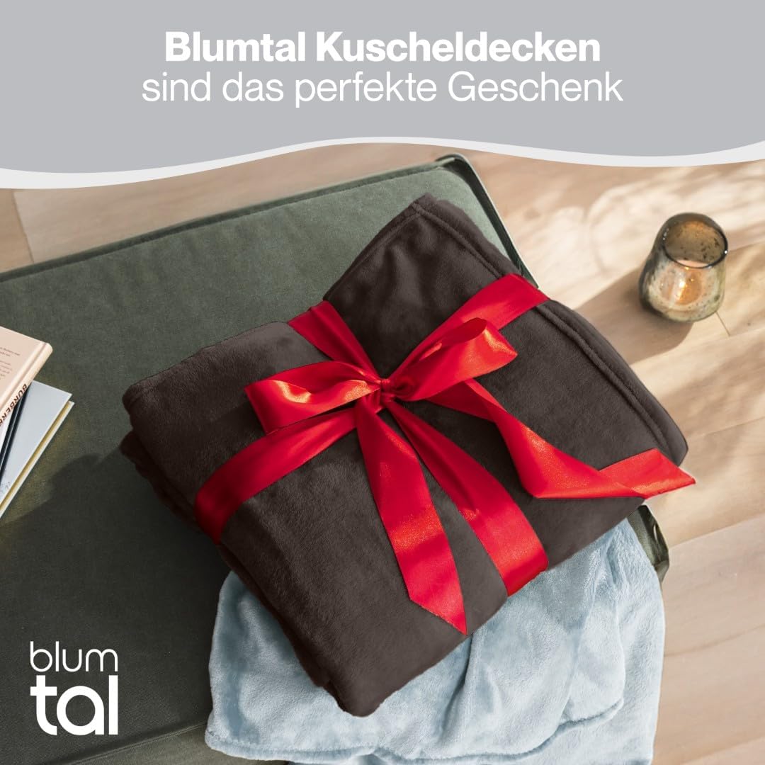 Blumtal Fleece Blanket, 150 x 200 cm, Dark Brown, Oeko-Tex Blanket for Sofa, Cocooning, Fleece Blanket, Thick, Fluffy, Soft and Warm, High Quality – Bild 5