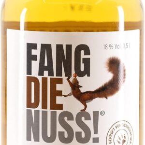 Fang die Nuss! Premium Hazelnut Liqueur Soft Golden 18% Vol. Alcohol Tested by Regional Squirrels Charity Gift 0.5 L Enjoy & Do Good