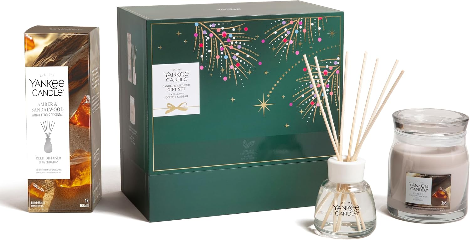 Yankee Candle Christmas Scented Candles Gift Set, Winter 2026 Collection, Perfect Christmas Gifts for Women