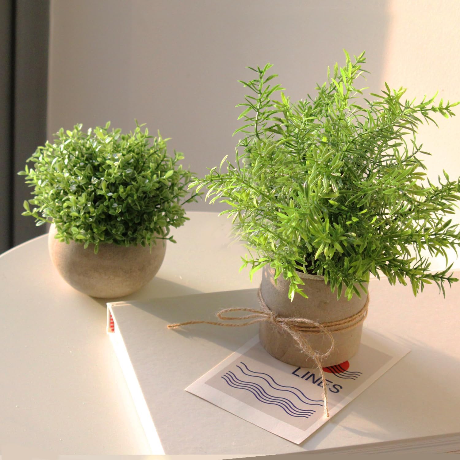YVONNEYI 4 Small Artificial Plants in Pot - Eucalyptus, Rosemary & Grass – Bild 9