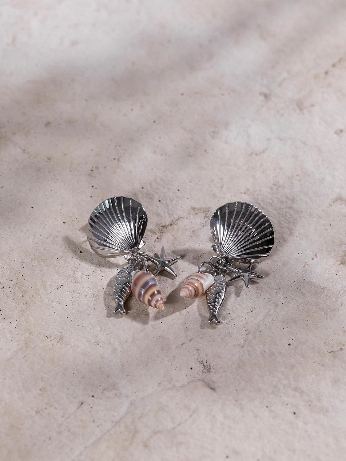 Purelei Ocean Crush Earrings for Women, Stainless Steel Earrings with Maritime Pendants, Starfish, Real Shell and Fish, Statement Earrings for Summer, Holidays and Special Occasions – Bild 4