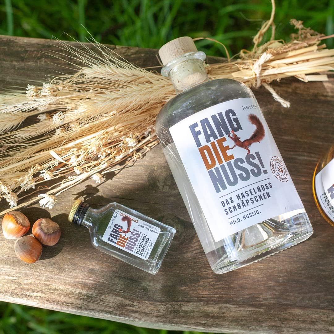 Fang die Nuss! Premium Hazelnut Schnapps | Mild Nutty | 36% Vol. Alcohol | Tested by Squirrels from the Region | Charity Gift | 0.5 L | Enjoy & Do Good – Bild 7