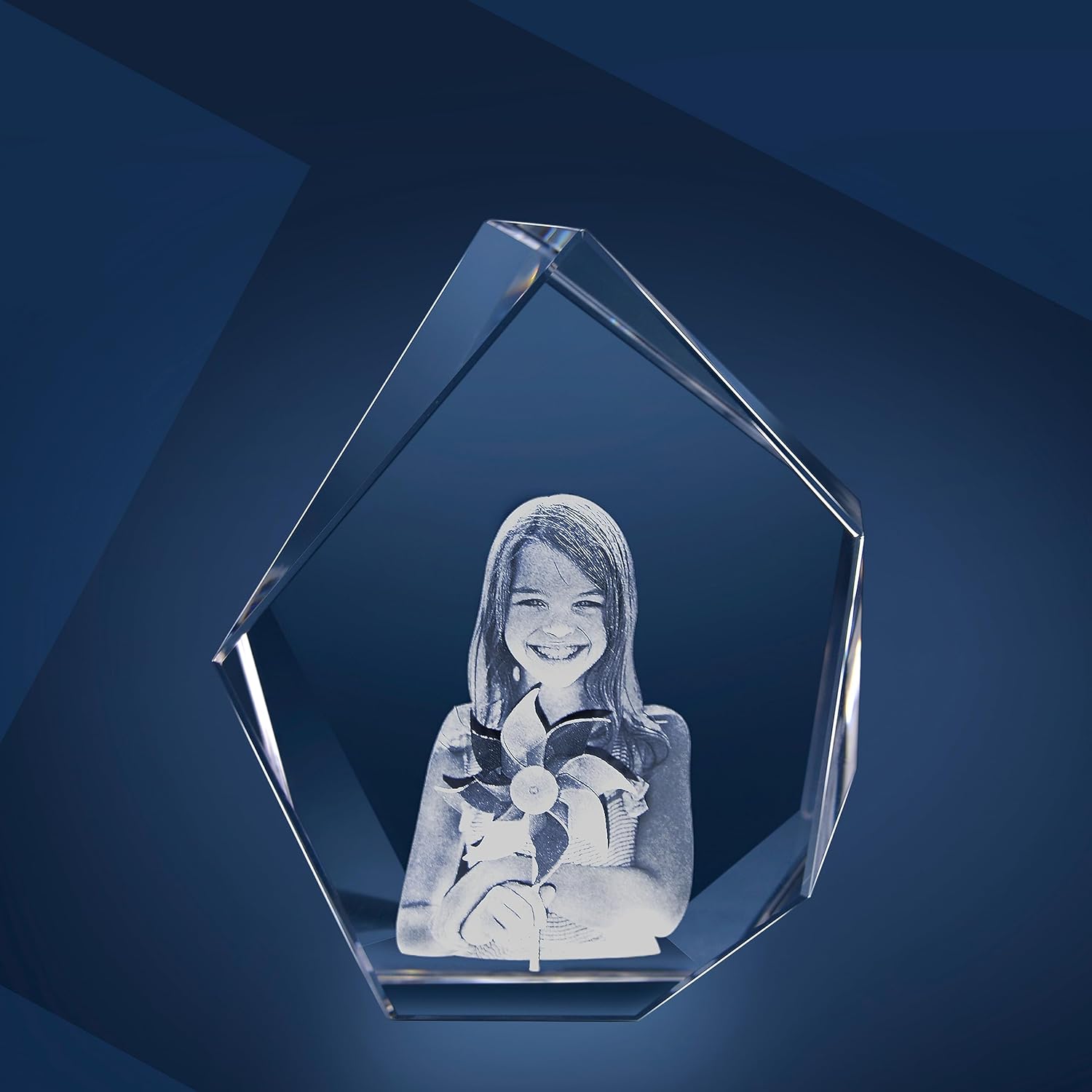 LOOXIS Personalised 3D Laser Photo of Your Own Picture in Viamant Glass - 100x130x59mm Hologram - Gift Idea Men, Women, Valentine's Day, Wedding Anniversary - Iceberg M