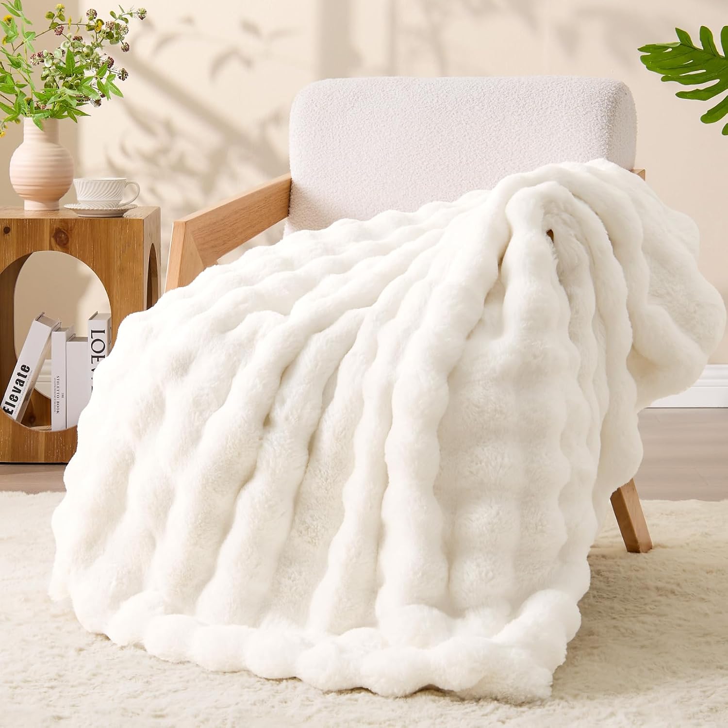 BEDELITE Bubble Faux Fur Cuddly Blanket Fluffy Blanket 150 x 200 cm Cream – Bild 6