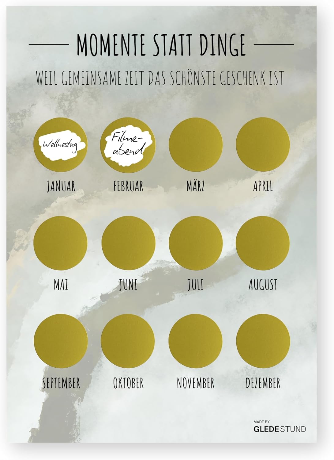 “Momente statt Dinge” Voucher Calendar, A4 with 12 Gold Scratch Stickers, “Time Instead of Stuff” Gift, Date Calendar for Couples & Friends, All Year Round, Personalised, Sage Grey
