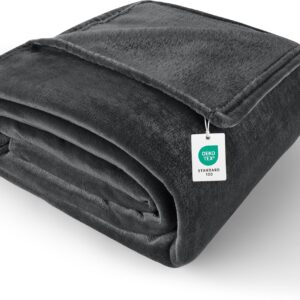 Cinkee Antistatic Cuddly Blanket 300 GSM Extra Soft Fleece Sofa Blanket 150 x 200 cm Oeko-Tex Blanket Bedspread and Couch Blanket Dark Grey