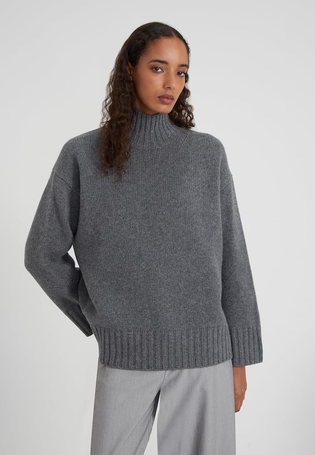 Style & Republic Women's Oversize Cashmere Blend Turtleneck Jumper – Bild 5
