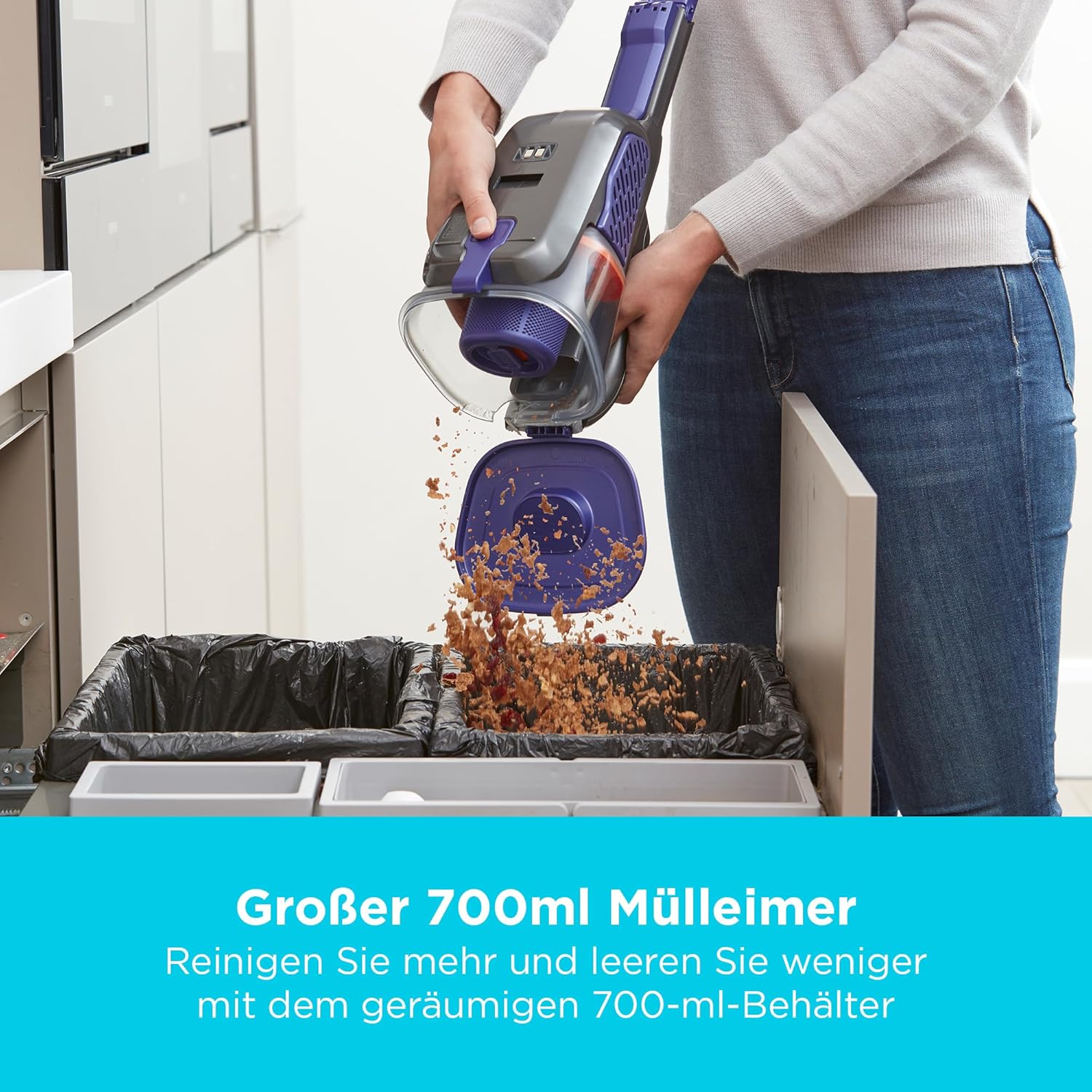 Black+Decker 36 Wh/18 V Cordless Handheld Vacuum Cleaner - Dustbuster Pet with Smart Tech (with Cyclonic Action, Integrated Extendable Crevice Nozzle, including Pet Hair Brush Charging Station with Wall Mount) BHV530BFP – Bild 4