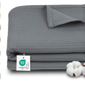 Zollner Cuddly Blanket in 150 x 200 cm – 100% Cotton – Timeless Waffle Pattern – Wrinkle-Resistant and Breathable Couch Blanket in Grey – Washable up to 60°C – Hotel Linen Quality – Oeko Tex®