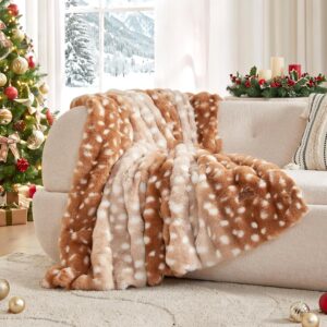 COZY KISS Luxury Christmas Bubble Blanket with Stag Print, 127 x 150 cm