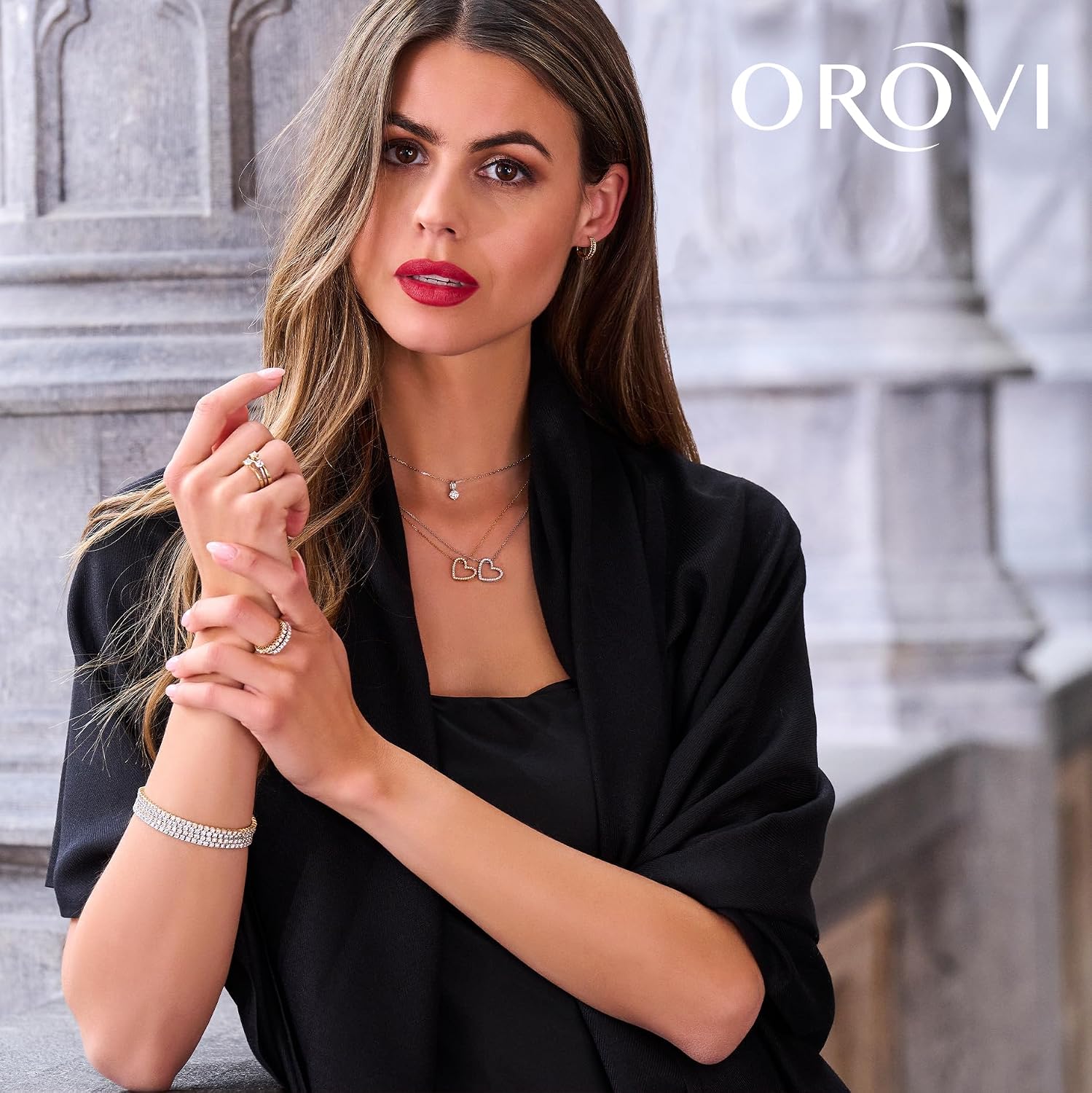 OROVI Women's 18ct White Gold / Yellow Gold Necklace with Natural Solitaire Diamond Pendant (0.05 Ct) in Bezel Setting - Luxury Gemstone Necklace Women - Allergen-free & Handmade (42 cm) – Bild 5