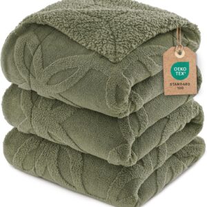 PHF Cuddly Blanket Fluffy 150 x 200 cm for Couch and Sofa, Dark Olive
