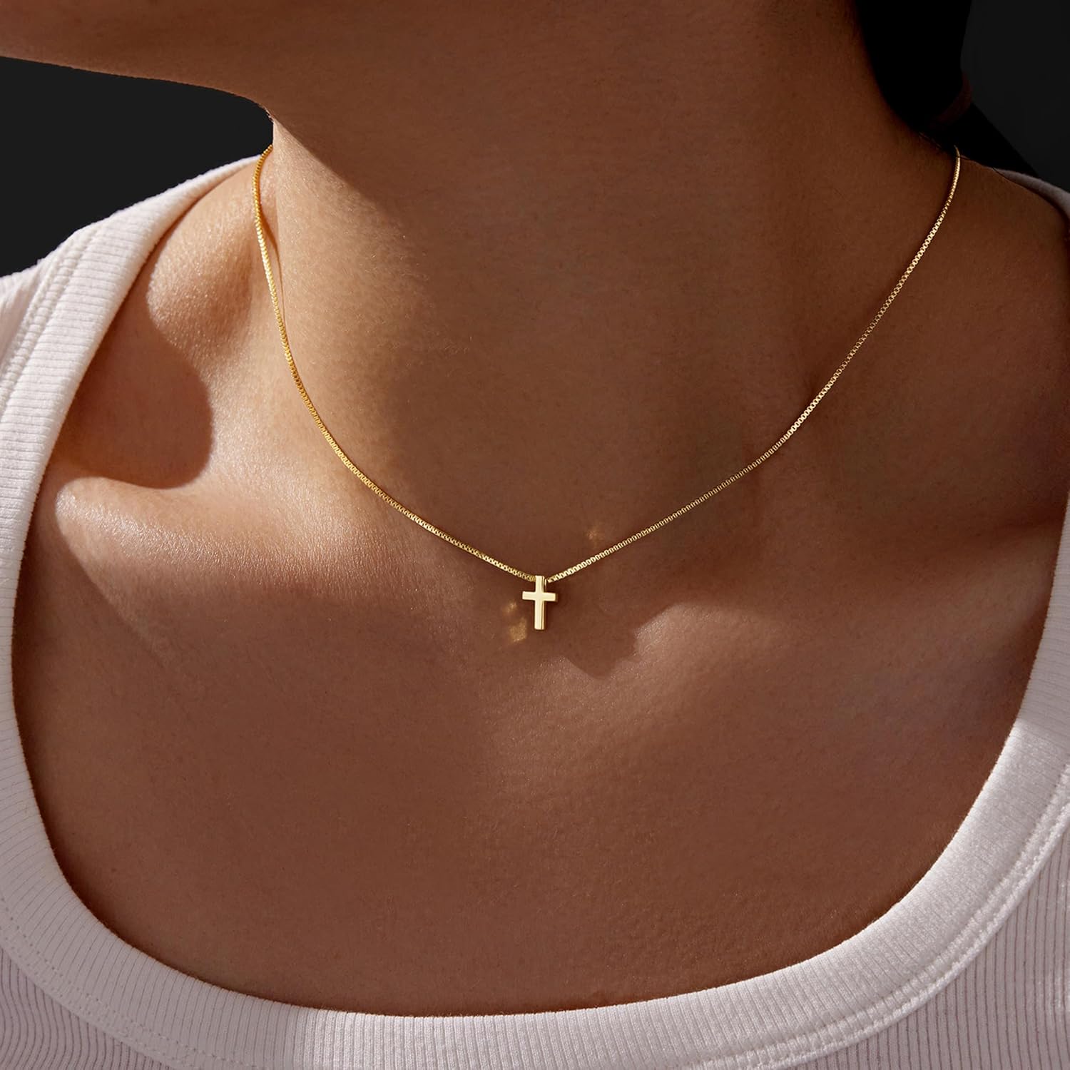 Cross Necklace for Women, 14K Rolled Gold, Delicate Sterling Silver Necklace, Small Pendant, Faith, Simple Gold Jewelry for Women and Girls, S – Bild 4