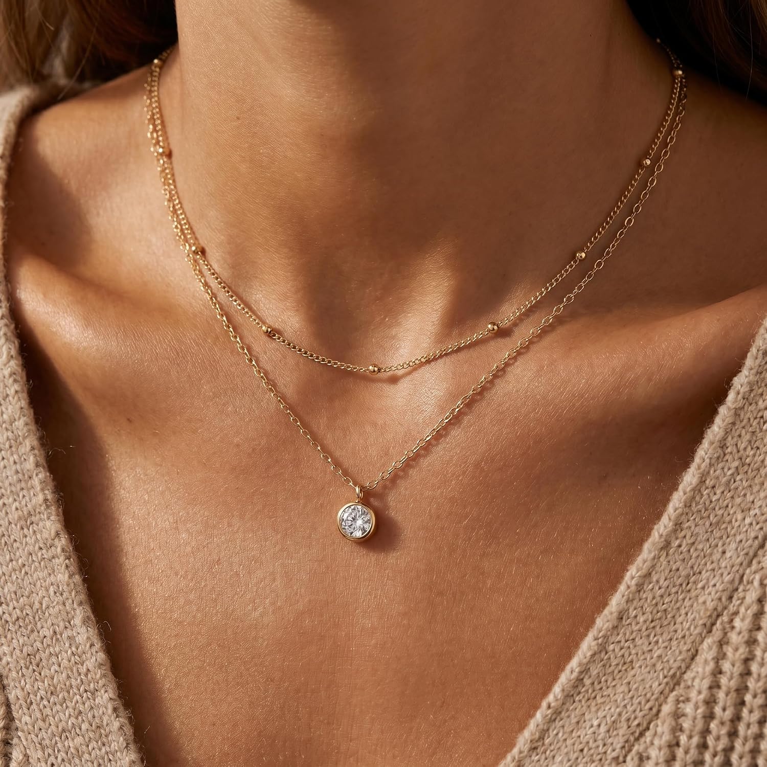 Layering Necklaces for Women, Delicate 14K Gold Plated Chains, Fashion Minimalist Pendant Necklace Set, Stylish Waterproof Jewelry – Bild 4
