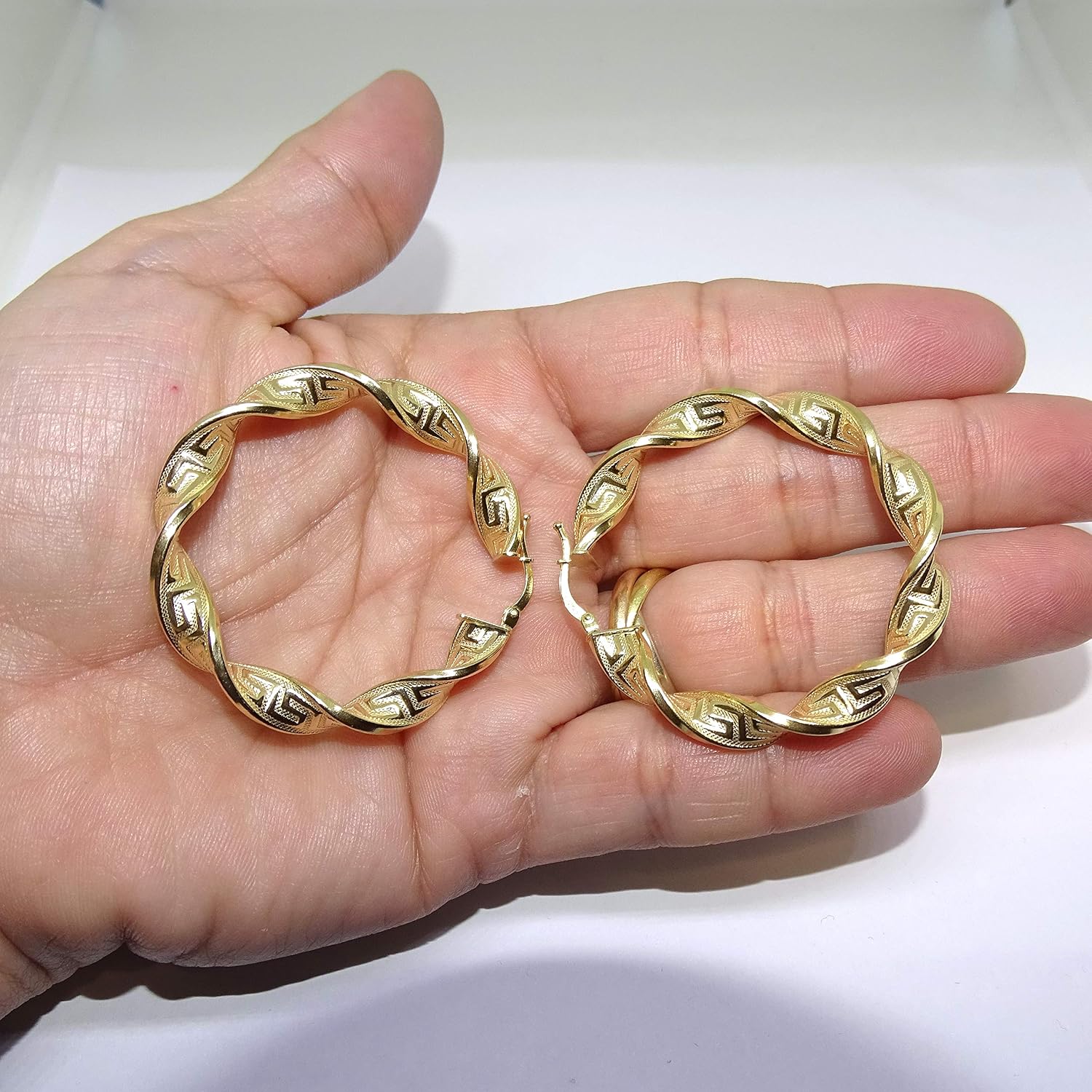 18ct Yellow Gold Hoop Earrings - 6mm Wide and 4.00cm OD – Bild 5