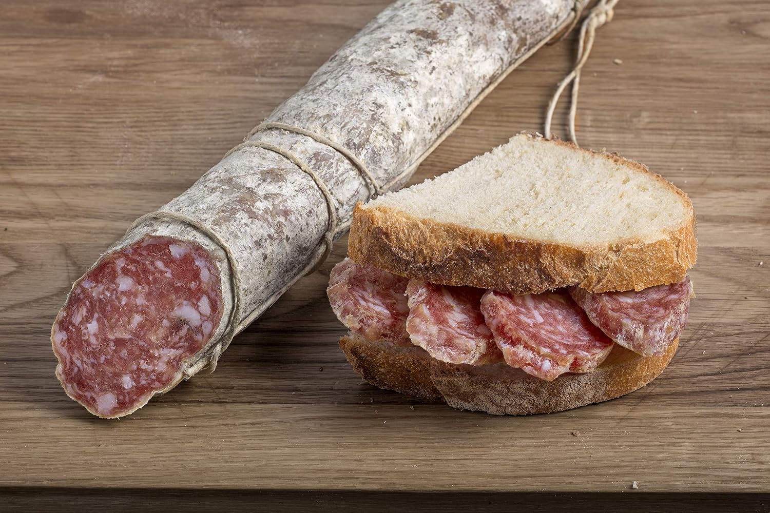 Salame Felino Italian Salami 900 g Approx. Salumi Pasini, Italian Pork Matured in Natural Cases, Italian Salami in One Piece – Bild 6
