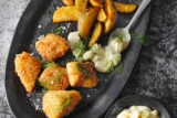 Fish & Chips mit Gurkenremoulade