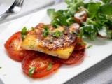 Gegrillte Tomaten mit Halloumi – Rezept