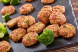 Brokkoli-Hähnchen-Nuggets