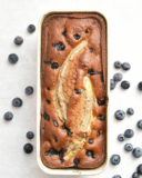 Blaubeer-Bananenbrot. Ohne Nüsse.