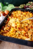 Gyros-Spätzle-Auflauf mit Hähnchen und Spitzkohl