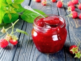 Omas extra fruchtige Himbeermarmelade, wie früher gemacht