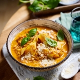 Kürbis-Lasagne-Suppe – Rezept von Pia Markworth