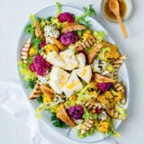 Bunter Blumenkohl, Birne, Krause Endivie und Tomino-Käse – Rezept von Valentina Raffaelli