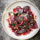 10-Minuten-Rote-Bete-Salat mit Gurke & Dill – Rezept von Stefanie Hiekmann