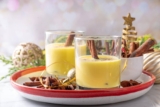 Eierlikör vegan ersetzen – Und: Warum Eierlikör eigentlich ein Ersatzprodukt ist!